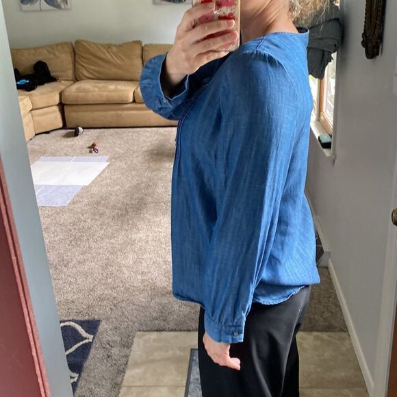 TALBOTS NWOT Tercel lyocell long sleeve tie crew neck chambray button cuff - Picture 5 of 9